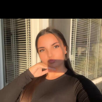 Babysitter in Choisy-le-Roi: Celia