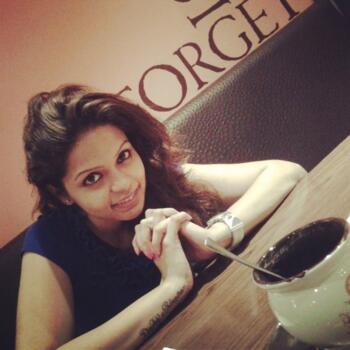 Babysitting job in Mumbai: babysitting job Madhura