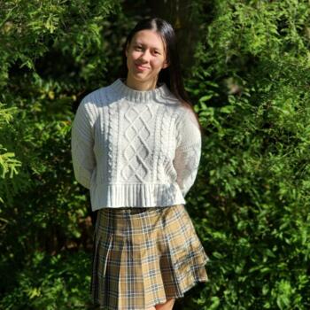 Babysitter Dresher: Jade