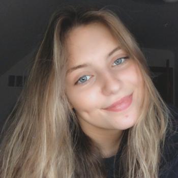 Babysitter Darien (Illinois): Amber