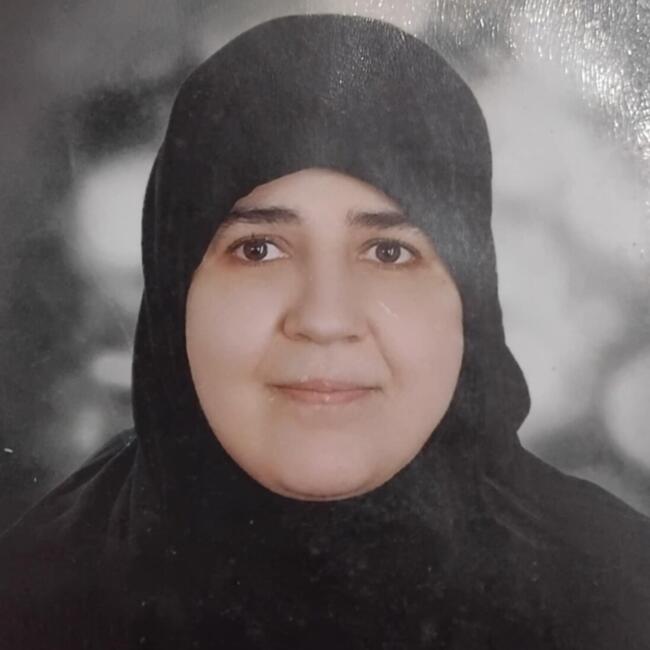 Babysitter in Alexandria: معلمة