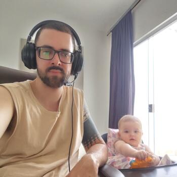 Emprego de babá em Juiz de Fora: emprego de babá Saymon