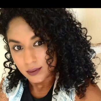 Babá em Maceió: Renata
