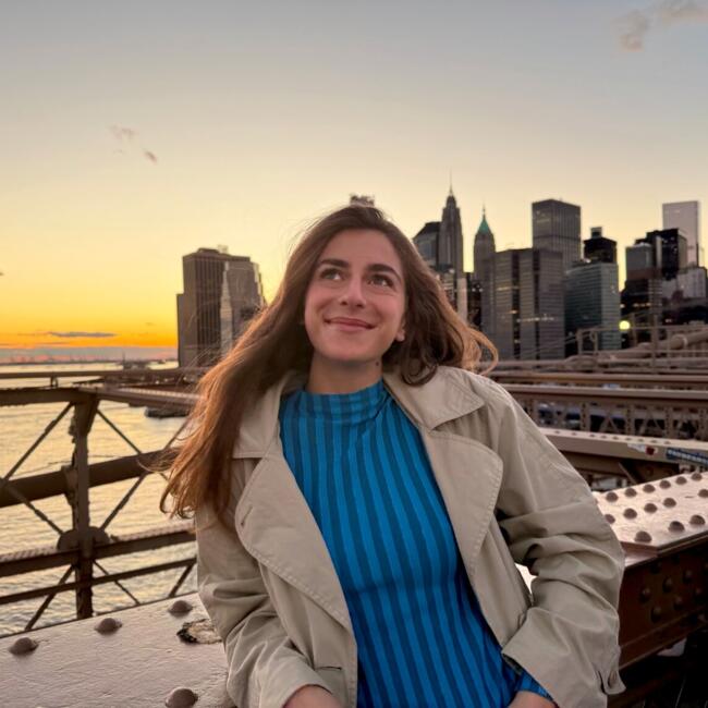 Babysitter in Haworth: Giorgia