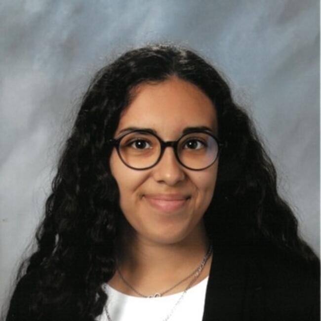 Babysitter in Tours: Eloïse