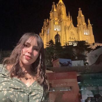 Babysitter Barcelona: Mónica Margarita