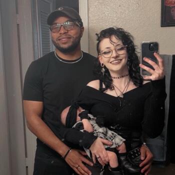 Babysitting job in El Paso: babysitting job Vivian