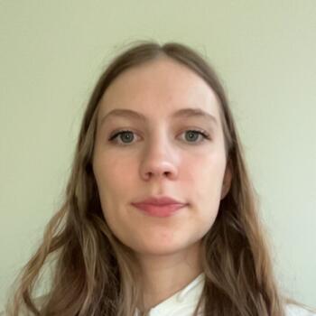 Babysitter in London: Lili