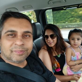 माता-पिता नई दिल्ली: Luvv