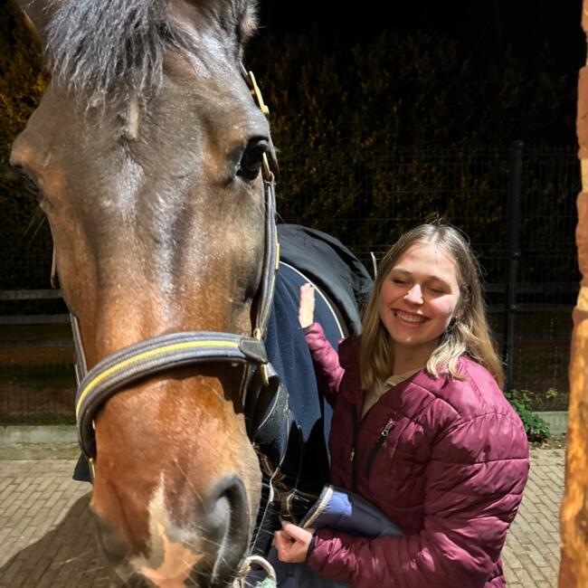 Babysitter in Sint-Genesius-Rode: Emma