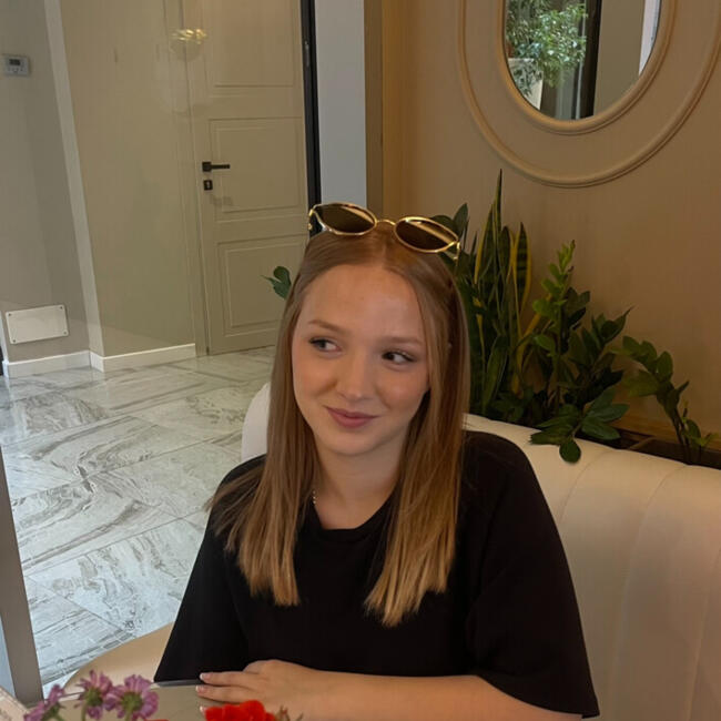 Babysitter in Grâce-Hollogne: Arselda