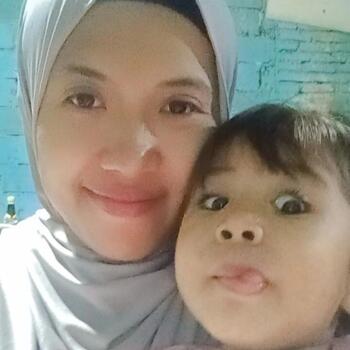 Babysitter in Lumajang: Fitria