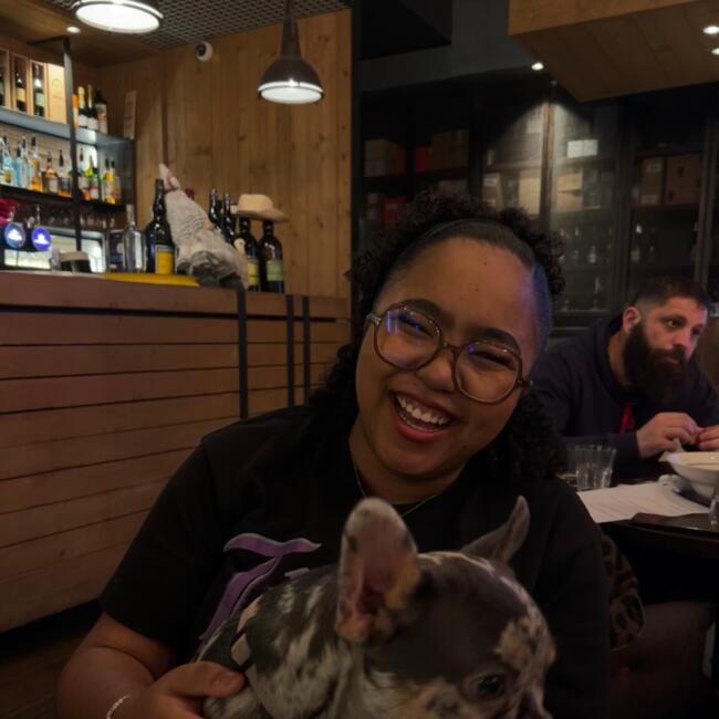 Babysitter in Les Sables d'Olonne: Maya