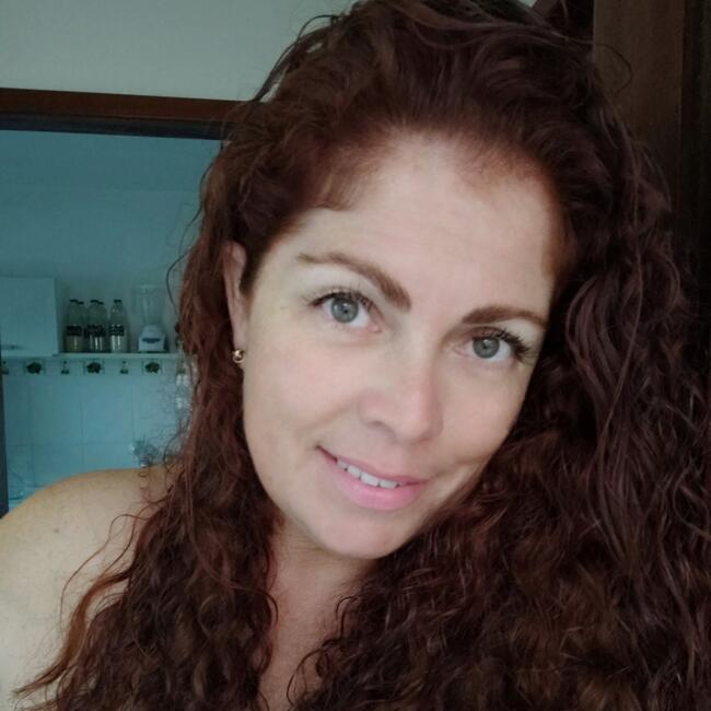 Babá em Armação dos Búzios: Fernanda