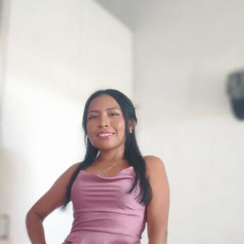Babysitter in Vista Alegre: Luzmairel