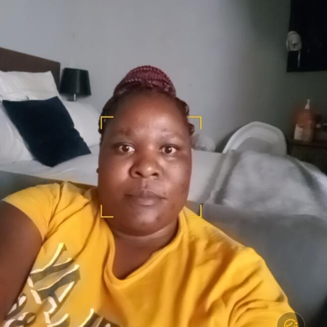 Babysitter in Edenvale: Melody