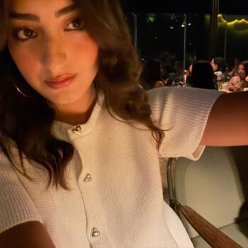 Babysitter in Saint-Gilles: Lea