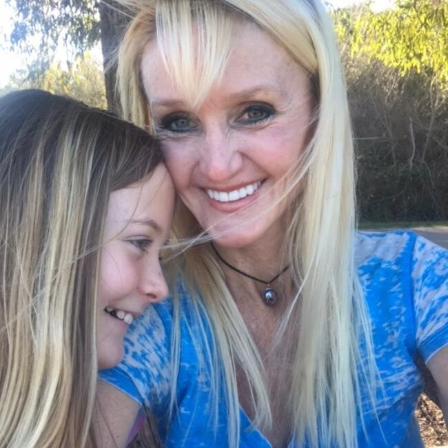 Babysitter in Santa Rosa: Shannon