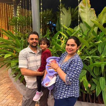 माता-पिता बंगलौर: Ankush