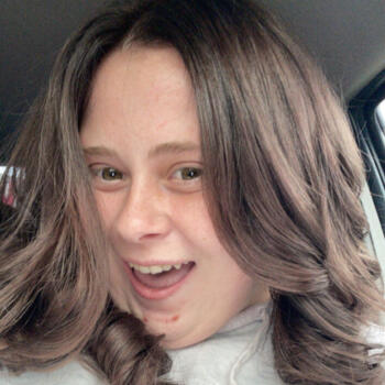 Babysitter in Kilkenny: Niamh