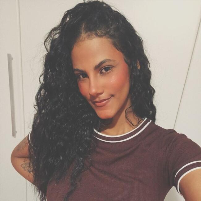 Babysitter in Marília: Juliane