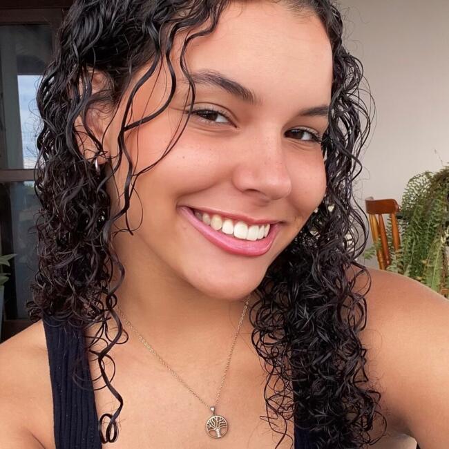Babysitter in Três Passos: Allana