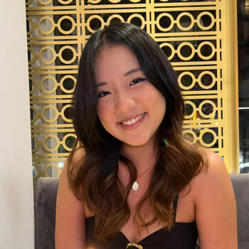 Babysitter in Toronto: Flavia