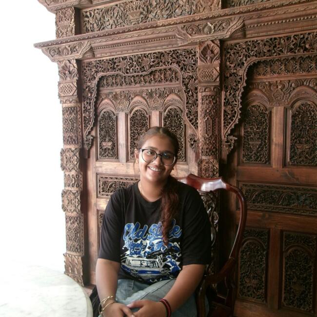 位于Singapore Island的临时保姆: Elakkia