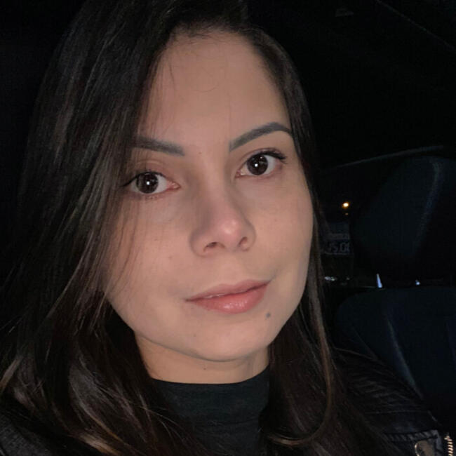Emprego de babá em Florianópolis: Tainara