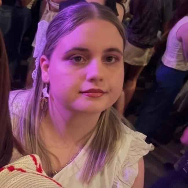 Babysitter in Salisbury: Breeana
