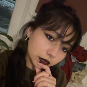 Babysitter Portsmouth: Emilia