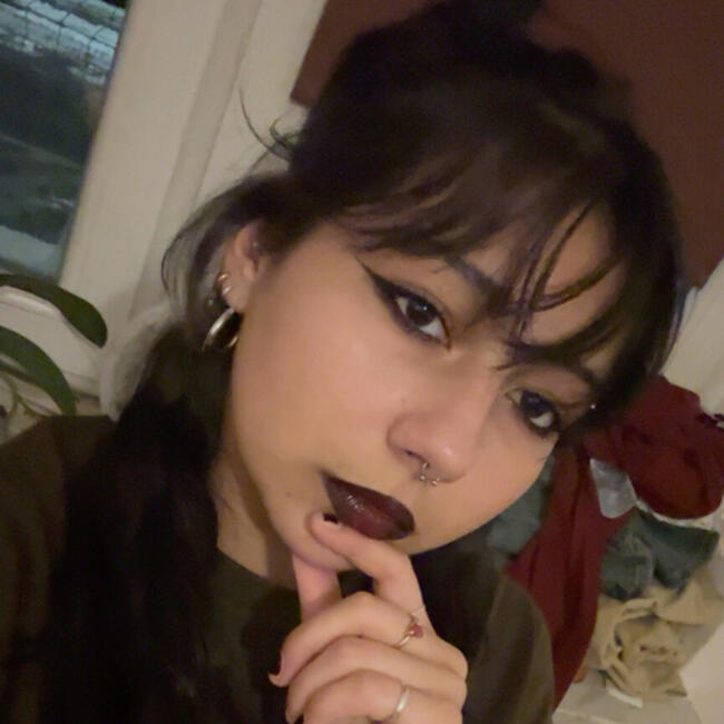 Babysitter in Portsmouth: Emilia