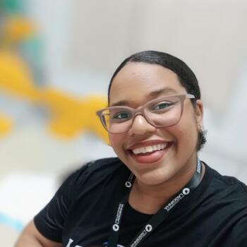 Babysitter in São Sebastião: Gabriela