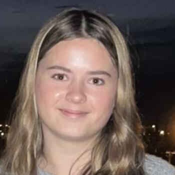 Babysitter in Alexandra: Lucy
