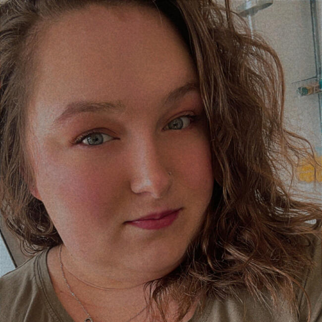 Babysitting job in Neuville-de-Poitou: Marion