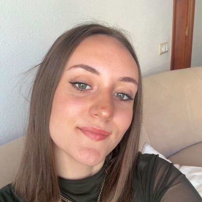 Canguro en Barcelona: Aitana