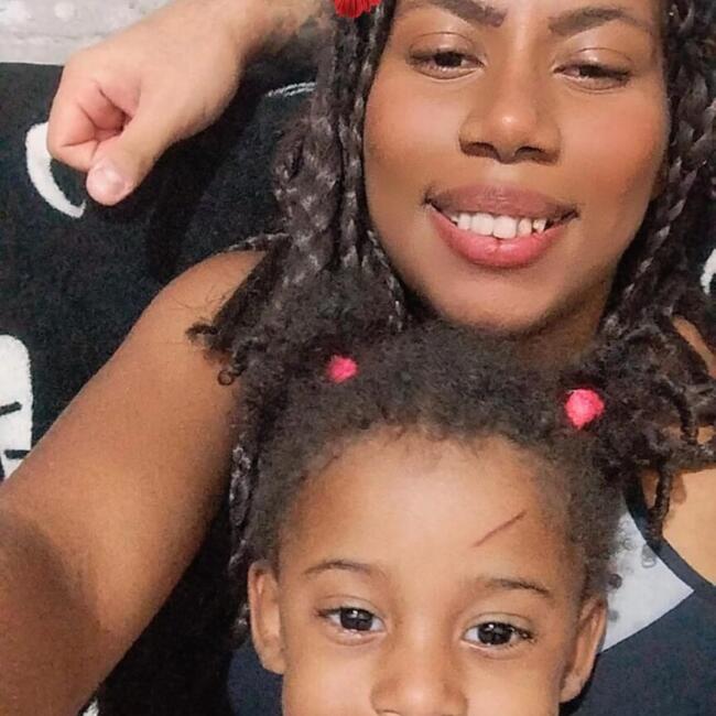 Babysitting job in Brasília: Karine
