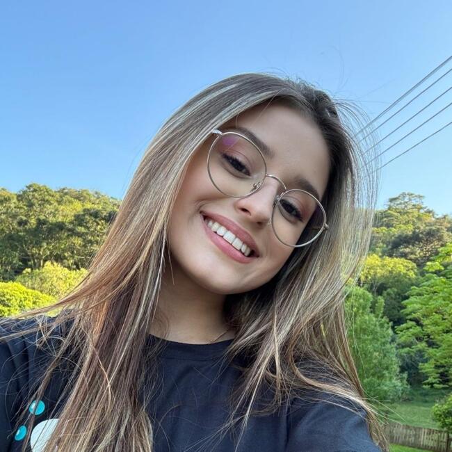 Babá em Lajeado: Yasmin