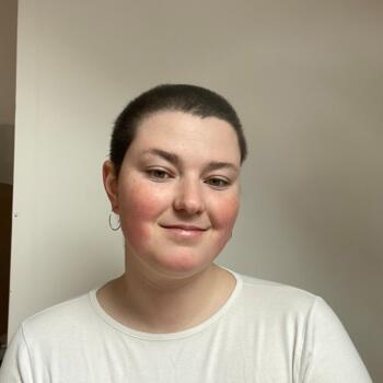 Babysitter in Pougny: Anna