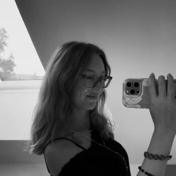 Babysitter in Dolní Bousov: Eliška