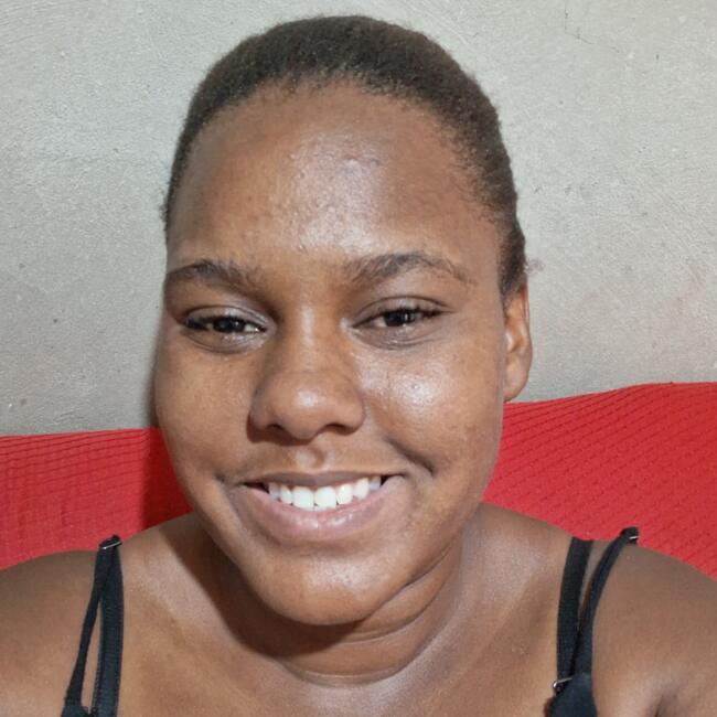 Babysitter in Nova Iguaçu: Julia