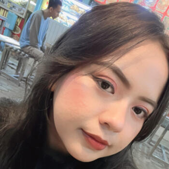 Babysitter di Kota Surabaya: Nur Iklima