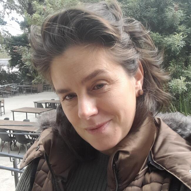 Babá em Porto Alegre: Debora