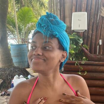 Babysitter Goiânia: Ana Elisa