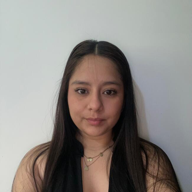 Babysitter in Loja: Zira briggete