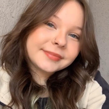 Babá em São José dos Pinhais: Bruna