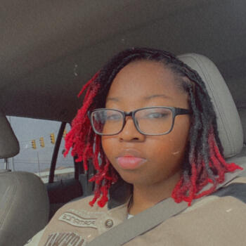 Babysitter in Hendersonville (Tennessee): Jasmine