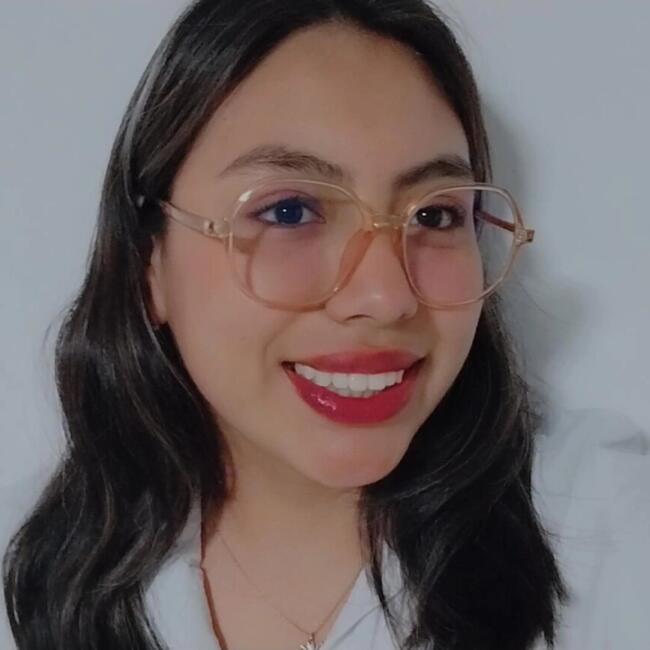 Babysitter in Mexico City: Meredith Alondra