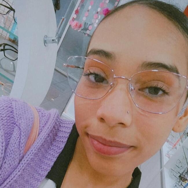 Babysitter in Viçosa: Larissa Amorim