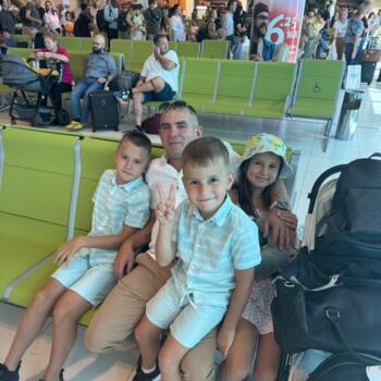 Babysitting job in Durleşti: babysitting job Cazacu
